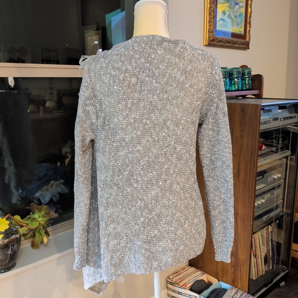 NWT Creasikery Women's Gray Sweater Size S Asymetrical With Fringe Long Sleeve - Picture 3 of 6